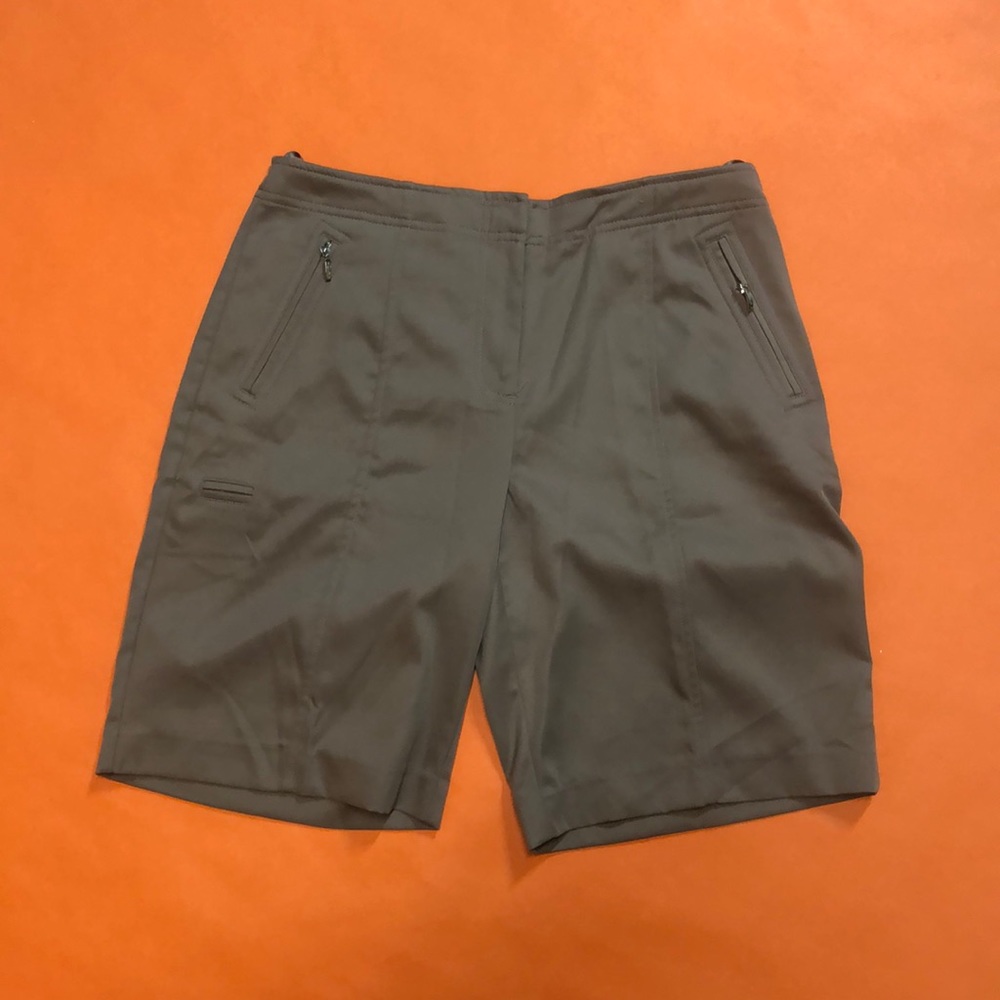 Izod Stretch Shorts
